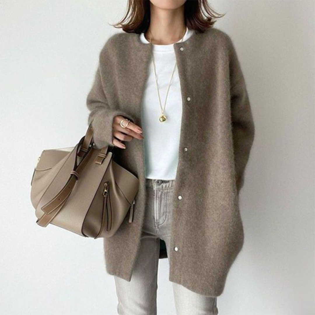 Raveena - Comfortable Cardigan