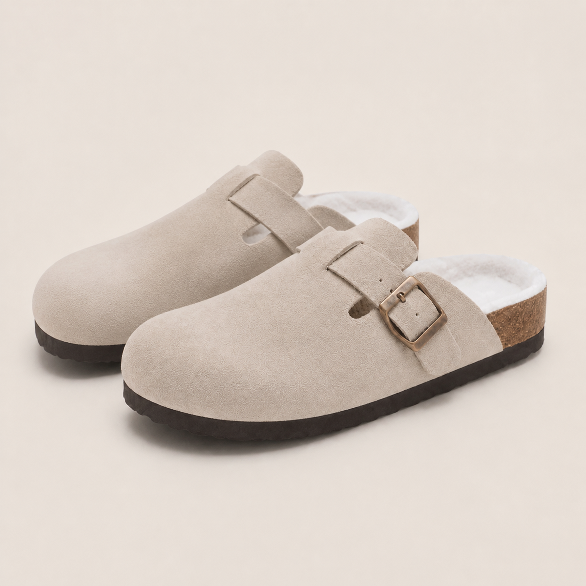 Lya | Suede Clogs