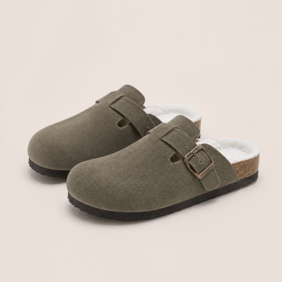 Lya | Suede Clogs