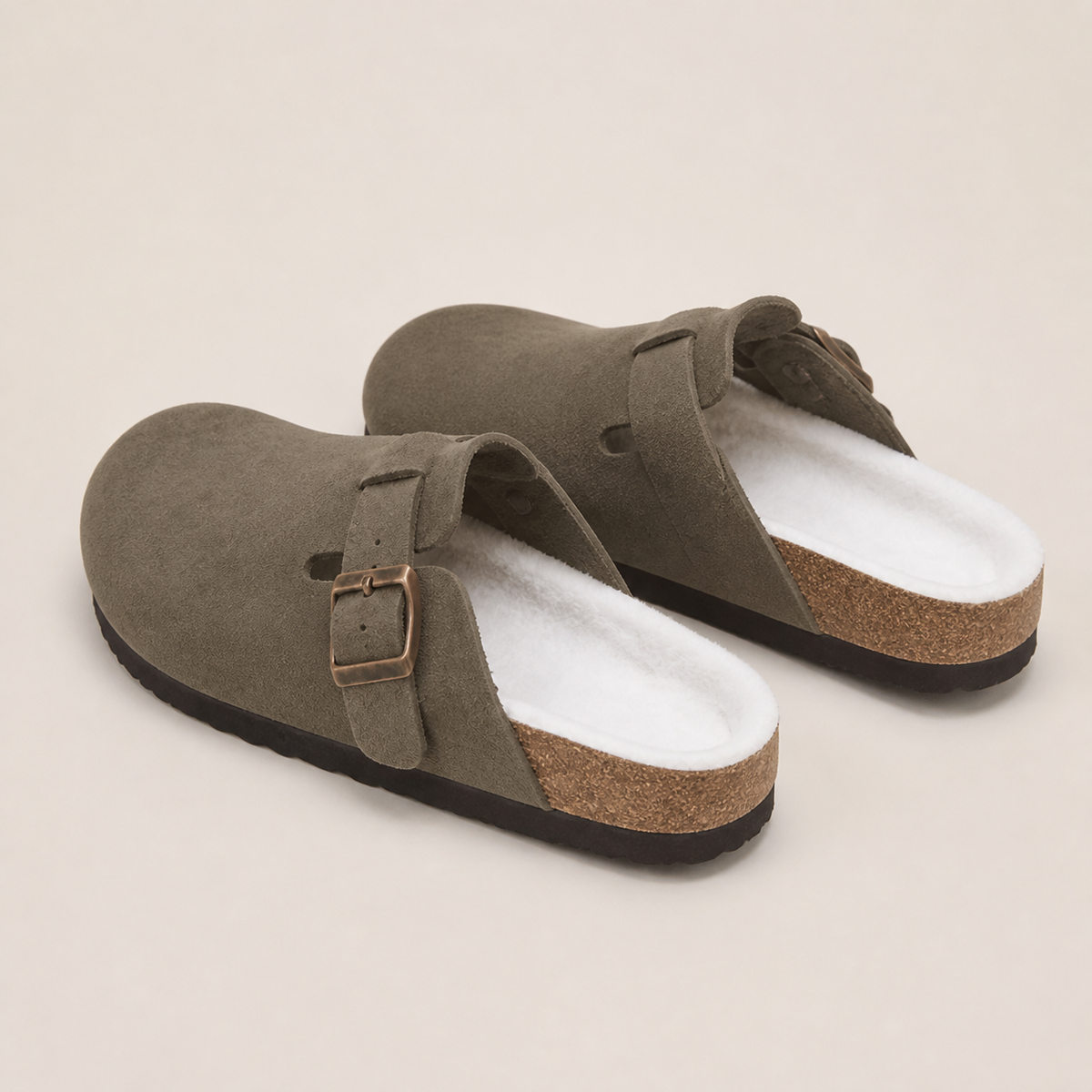Lya | Suede Clogs